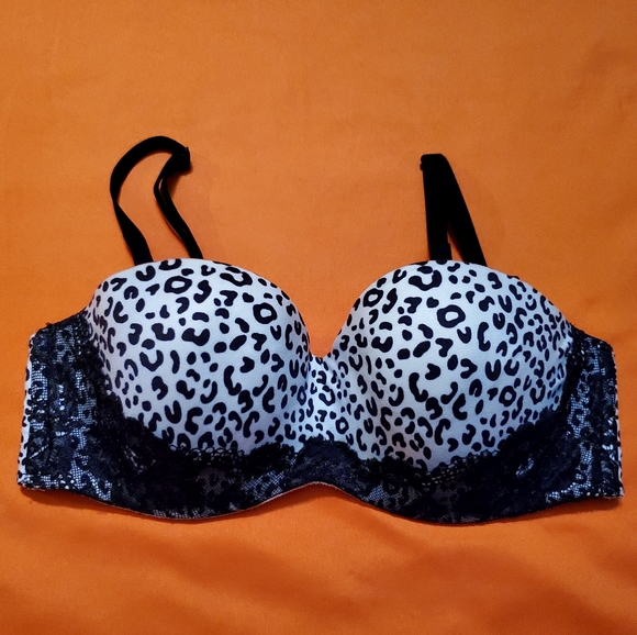 Victoria's Secret Other - Victoria's Secret cheetah print bra